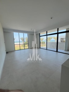 امتلك الفخامة في قلب القرم – شقة فندقية راقية مع إقامة دائمة!